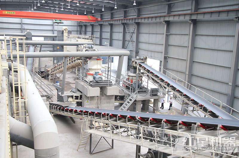 江蘇客戶大型圓錐破碎機工作現(xiàn)場 江蘇客戶大型圓錐破碎機工作現(xiàn)場