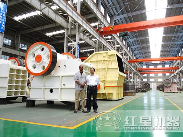 花崗巖顎式破碎機