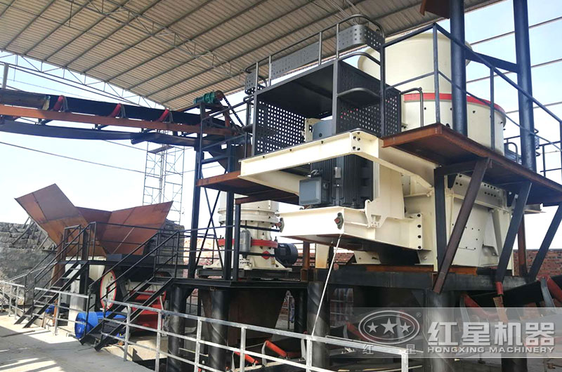 大理石下角料加工現(xiàn)場(chǎng)實(shí)拍圖