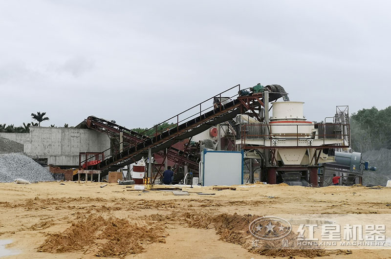 河卵石制沙現(xiàn)場實拍圖 河卵石制沙現(xiàn)場實拍圖