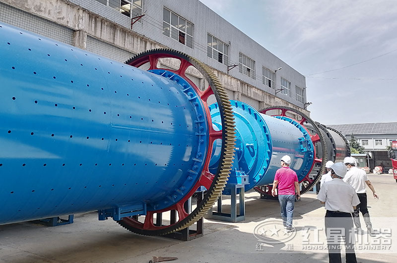 客戶來廠參觀考察設備