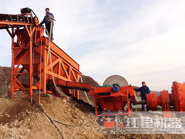 石英砂專用磁選機客戶現(xiàn)場 石英砂專用磁選機客戶現(xiàn)場