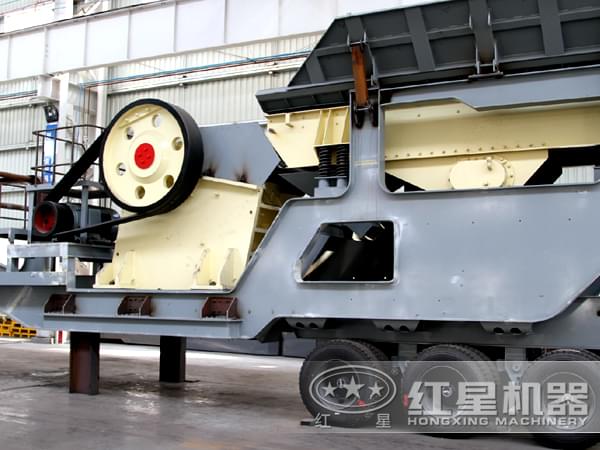 輪胎式移動(dòng)破碎站