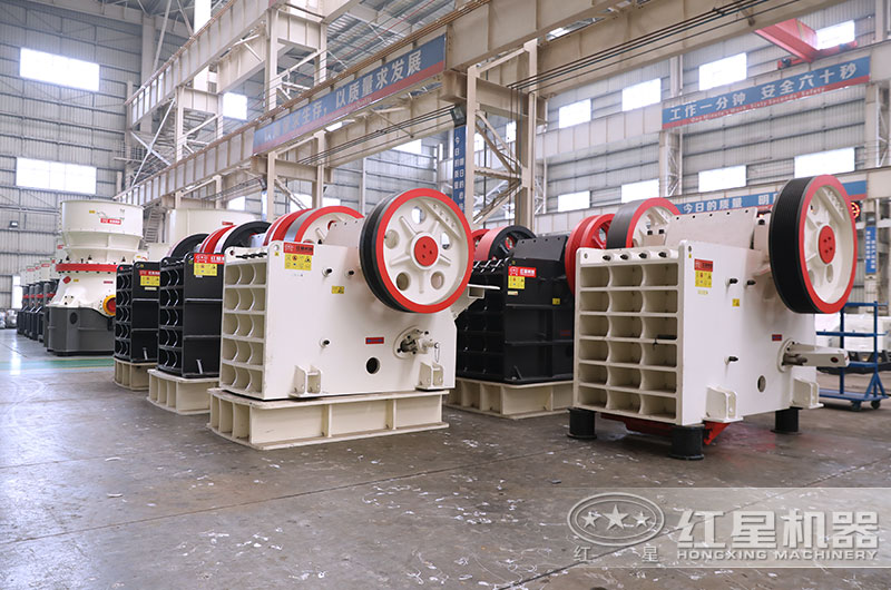 煤矸石顎式破碎機(jī)圖片