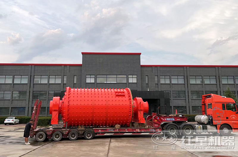 設(shè)備裝車發(fā)貨現(xiàn)場(chǎng)