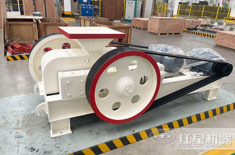 對(duì)輥式破碎機(jī)圖片