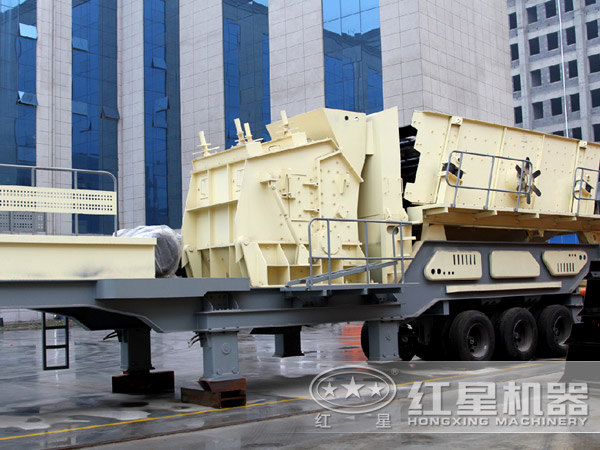 反擊破移動破石機(jī)展示