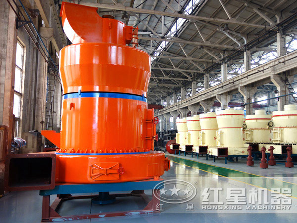 膨潤土磨粉機生產(chǎn)車間