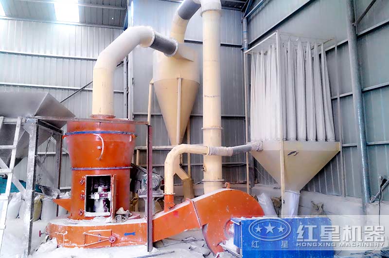 HGM超細(xì)磨粉機(jī)客戶現(xiàn)場