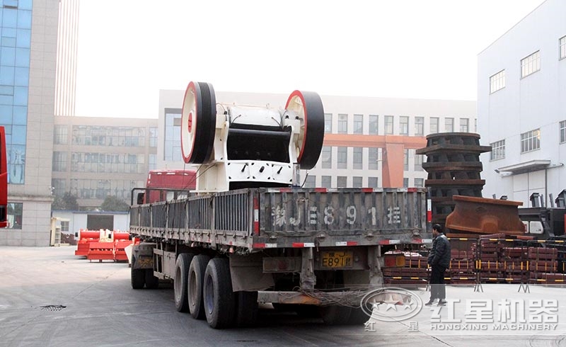 紅星機器鄂破機現(xiàn)場發(fā)貨圖