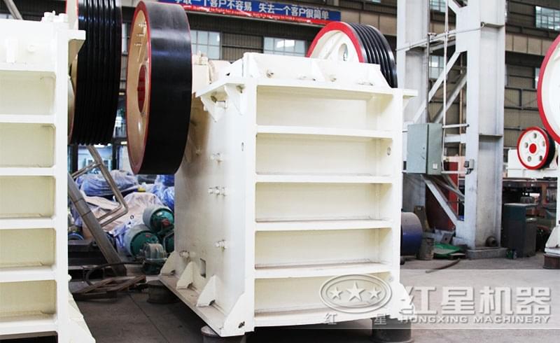 HDHD86(69)德版碎石機