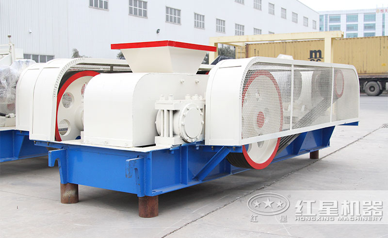 時產8噸對輥式制砂機