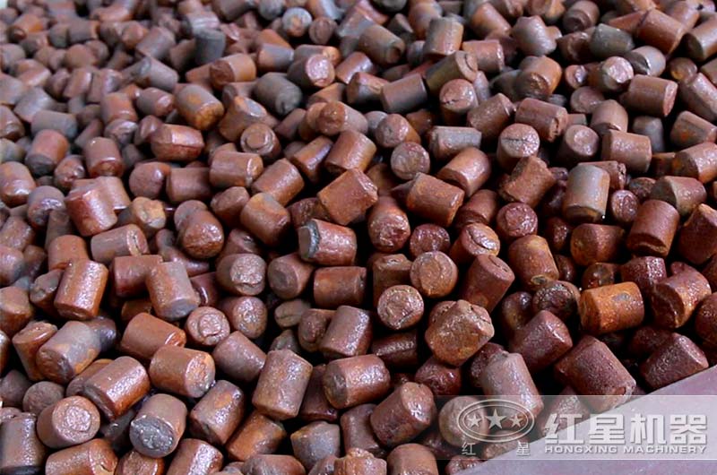 棒磨機中的鋼棒 棒磨機中的鋼棒