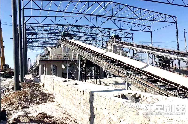 時產800噸石灰石破碎生產線現(xiàn)場