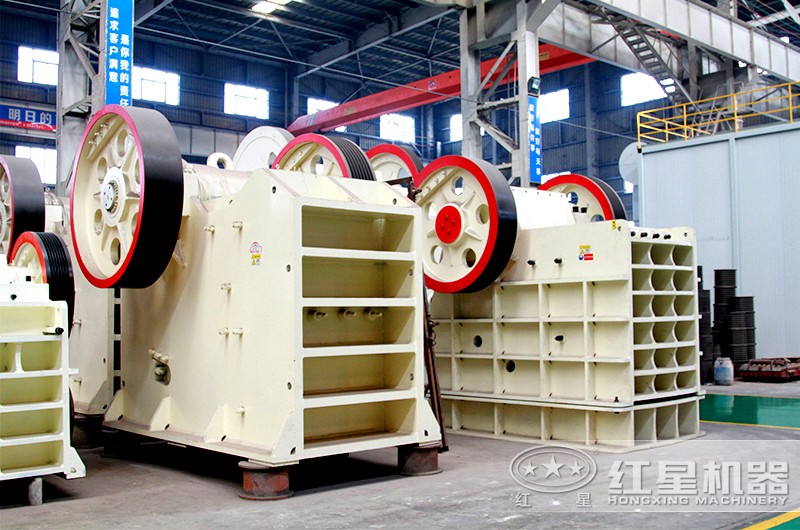 PE1000*1200顎式破碎機(jī)設(shè)備展示