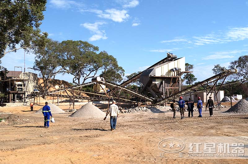 石頭破碎全套設(shè)備生產(chǎn)現(xiàn)場