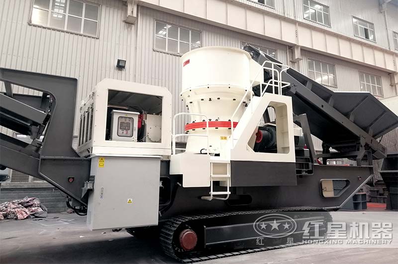 履帶移動(dòng)圓錐破碎機(jī)設(shè)備