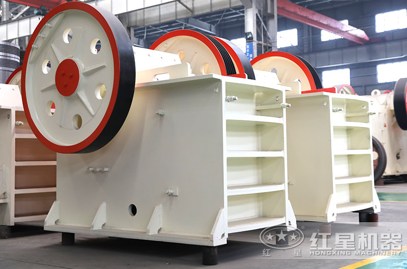 顎式破碎機(jī)車間