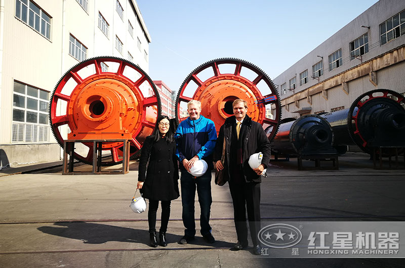 客戶來(lái)廠考察設(shè)備